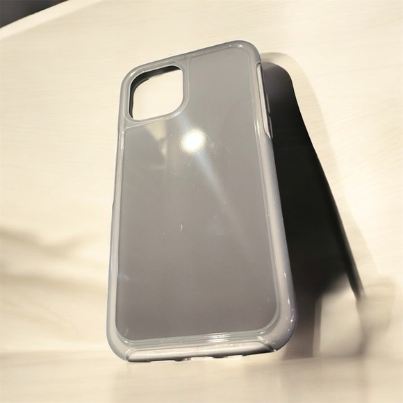 OtterBox Apple iPhone 12/12 Pro Symmetry Series Phone Case Gray - Picture 5 of 5